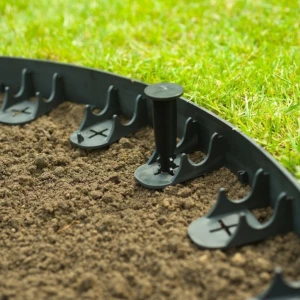 Bordures à gazon en polypropylène recyclé avec piquets - L. 4x1m