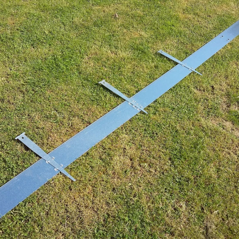 Piquet pour bordure plane en acier galvanisé