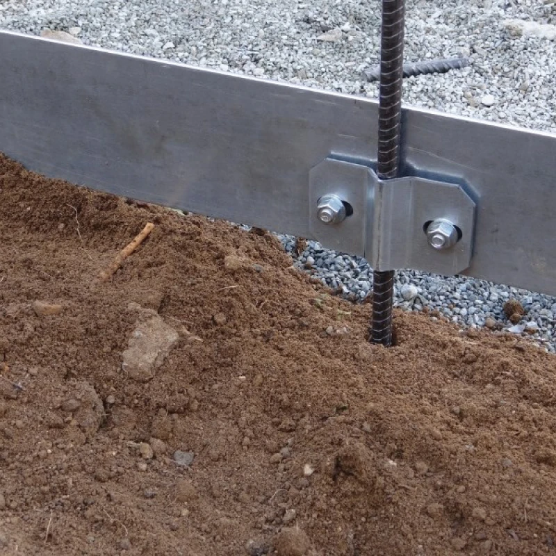 Bordure classic acier brut - L. 2m - Ep. 3mm
