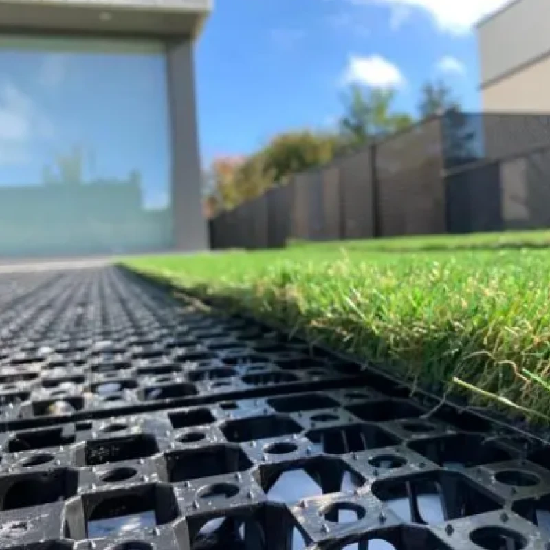 Plaque drainante pour gazon synthétique - Drainbase