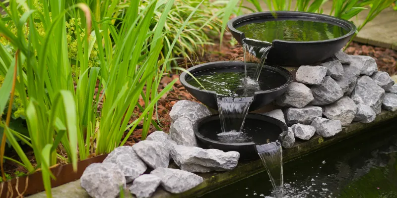 Comment fonctionne une fontaine de jardin ?