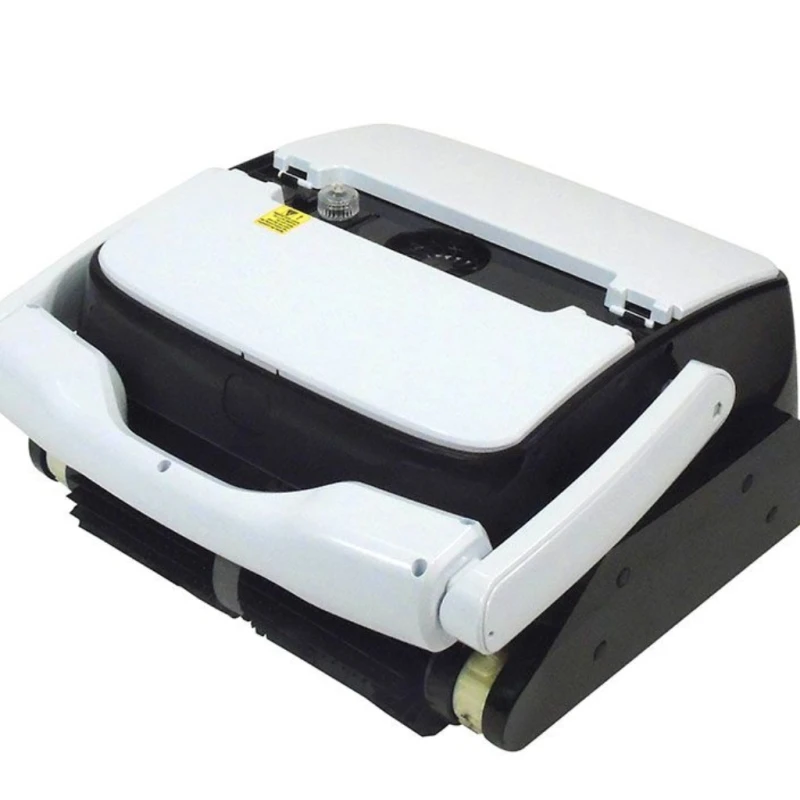 Robot piscine sur batterie RobotClean Accu XL Pro - Ubbink  