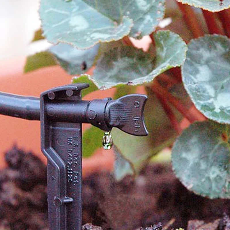 Goutteur à flux turbulent Delta Drip sur pic - Teco