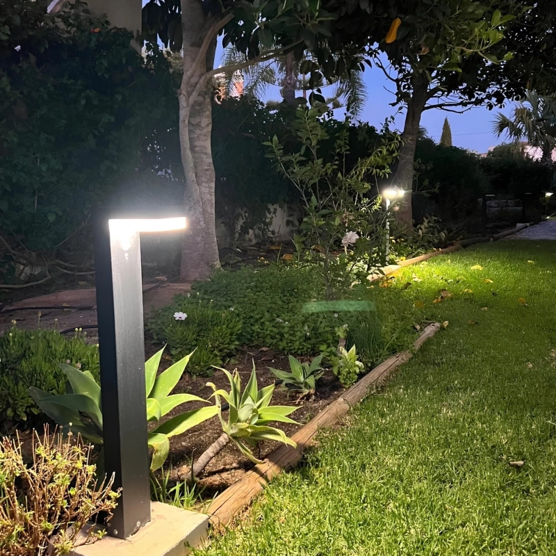 Borne solaire Elina avec détecteur - 50 et 80cm