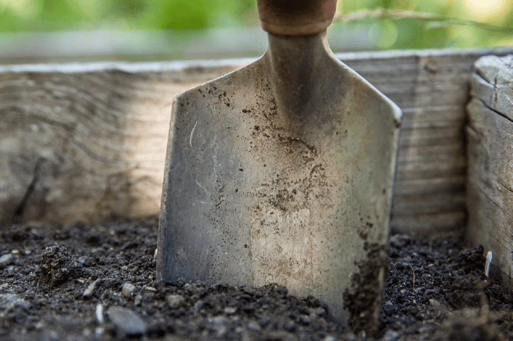 Les outils pour travailler le sol