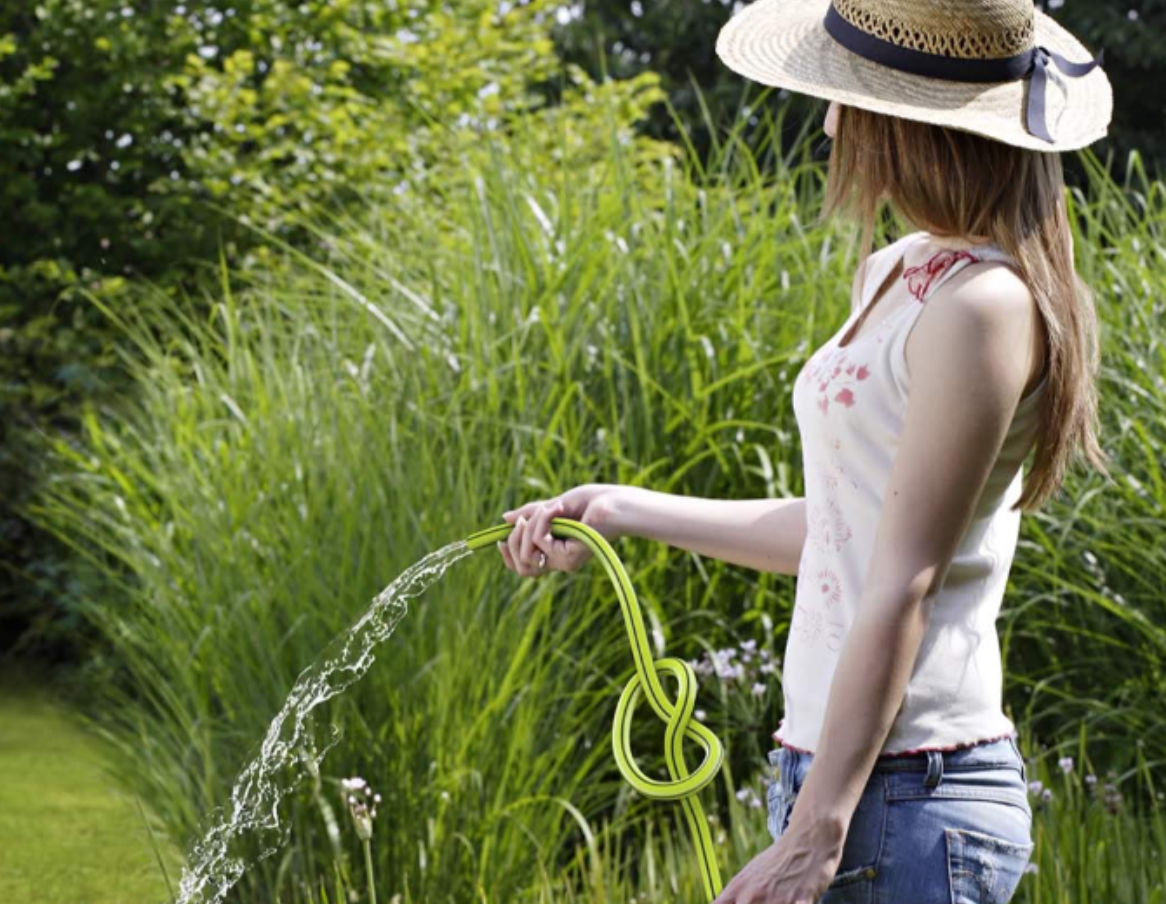 Balai brosse à eau télescopique - Jardinet - Équipez votre jardin au  meilleur prix
